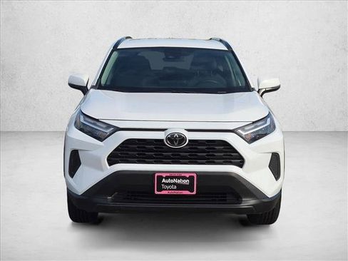 Used 2024 Toyota RAV4 XLE FWD image 2