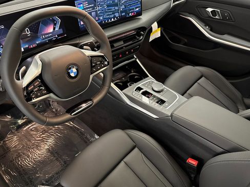 Used 2026 BMW 330i Sedan w/ Premium Package RWD image 4