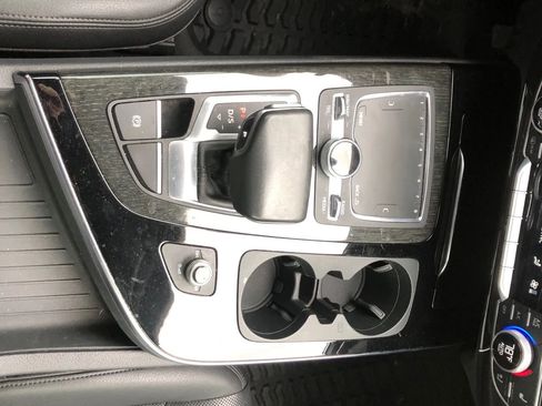 Used 2019 Audi Q7 3.0T Premium Plus image 44