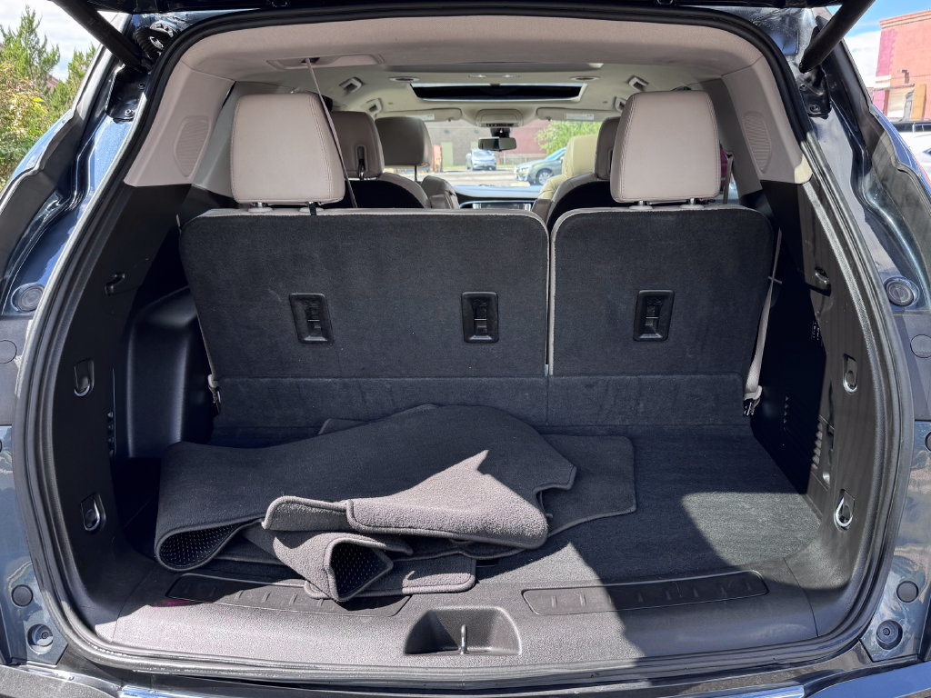 Used 2018 Buick Enclave Premium AWD/4WD image 13