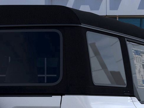 New 2025 Ford Bronco 4-Door image 25