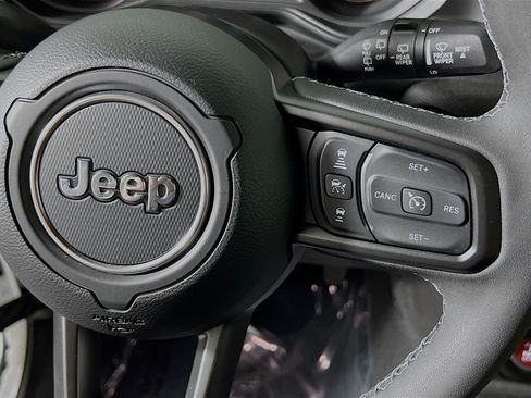 Used 2026 Jeep Wrangler Unlimited Sport AWD/4WD image 20