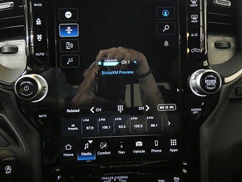 Used 2023 RAM 1500 Rebel AWD/4WD image 13