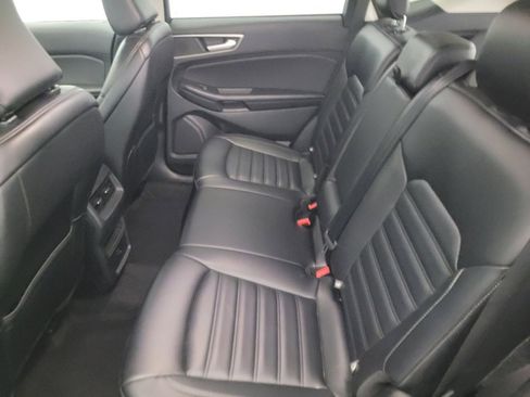 Used 2023 Ford Edge SEL image 18