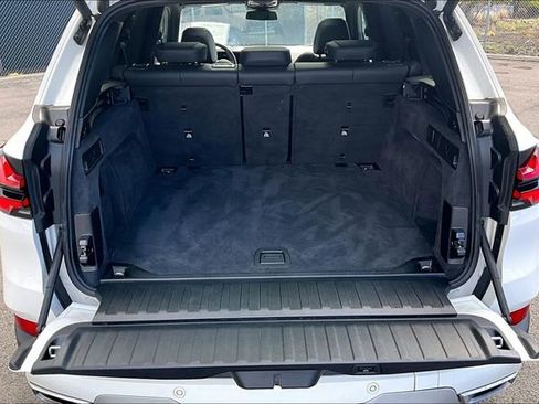 Used 2025 BMW X5 sDrive40i w/ Premium Package image 33