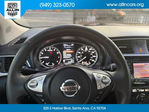 Used 2018 Nissan Sentra SR FWD image 10