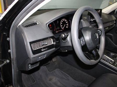 Used 2023 Honda Civic LX image 13