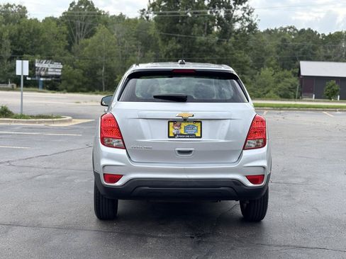 Used 2018 Chevrolet Trax LS AWD/4WD image 7