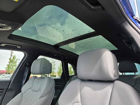 New 2025 Audi SQ5 Prestige image 22