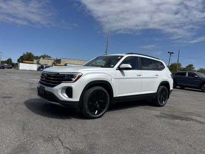 New 2026 Volkswagen Atlas SE