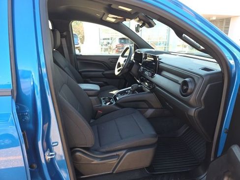 Used 2023 Chevrolet Colorado Trail Boss w/ Advanced Trailering Package image 35