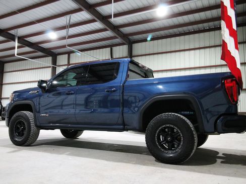 Used 2019 GMC Sierra 1500 AT4 w/ AT4 Premium Package AWD/4WD image 7