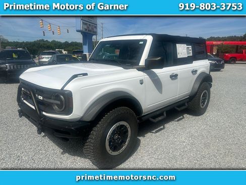 Used 2021 Ford Bronco Big Bend w/ Sasquatch Package AWD/4WD image 1