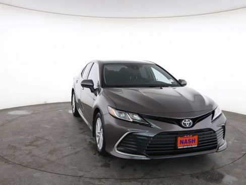 Used 2023 Toyota Camry LE FWD image 3