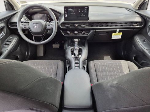 Certified 2026 Honda HR-V LX image 27