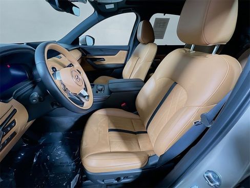 Used 2024 MAZDA CX-90 3.3 Turbo S w/ Premium Plus image 17