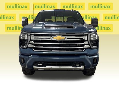 Certified 2024 Chevrolet Silverado 2500 High Country w/ High Country Premium Package image 6