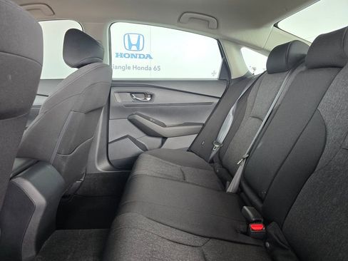 Used 2023 Honda Accord LX image 15