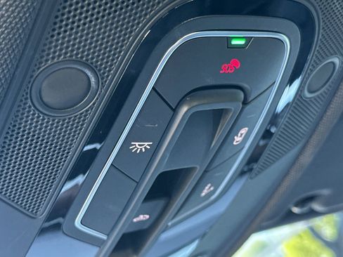 Used 2020 Audi A6 3.0T Prestige w/ Prestige Package image 21