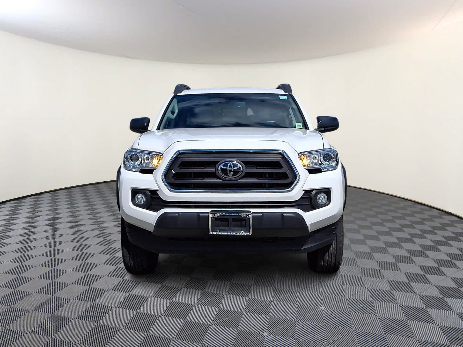 Certified 2023 Toyota Tacoma SR5 w/ SX Package AWD/4WD image 3
