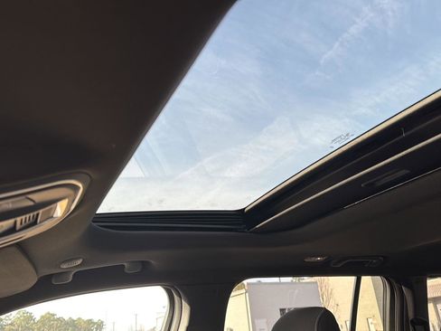 New 2025 Jeep Grand Cherokee Laredo X image 22