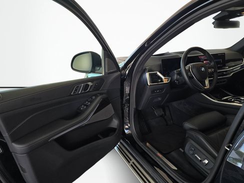 Used 2026 BMW X5 xDrive40i AWD/4WD image 33