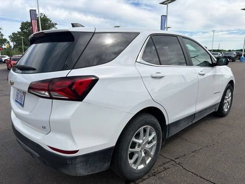 Used 2022 Chevrolet Equinox LT FWD image 6