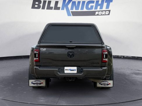 Used 2023 RAM 3500 Limited w/ Night Edition AWD/4WD image 4
