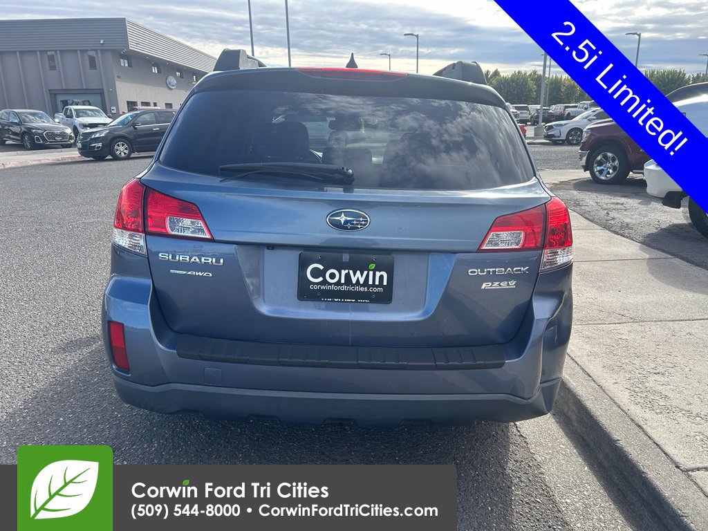 Used 2014 Subaru Outback 2.5i Limited w/ Moonroof Package AWD/4WD image 5