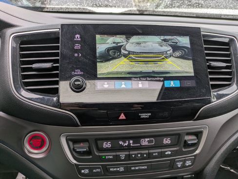 Used 2023 Honda Passport EX-L image 11