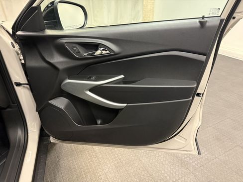 New 2026 Chevrolet Trax RS image 16