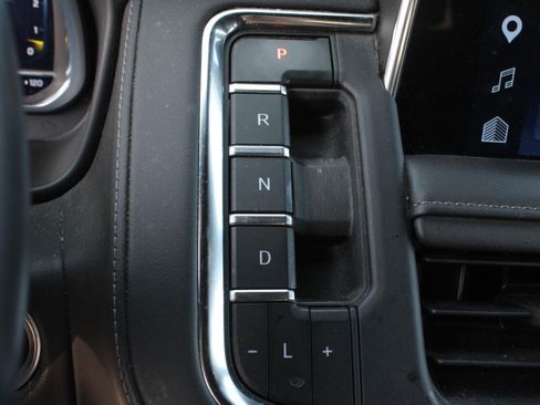 Used 2023 Chevrolet Tahoe LT AWD/4WD image 14