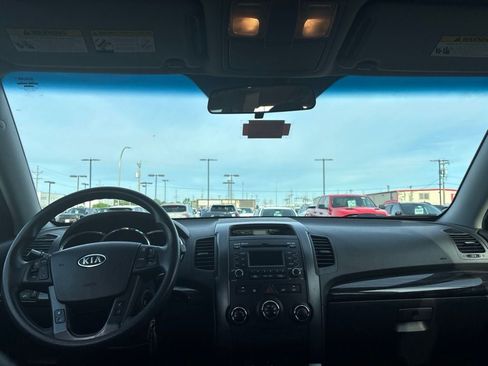 Used 2012 Kia Sorento LX AWD/4WD image 27