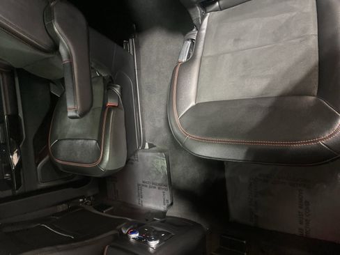 Used 2022 Ford Explorer ST-Line w/ Class IV Trailer Tow Package image 13