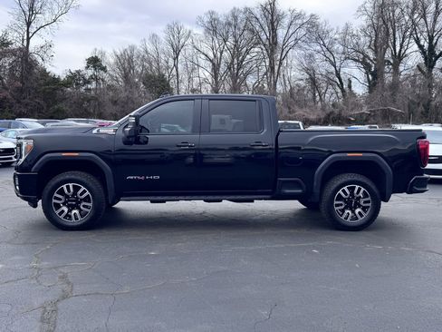Used 2021 GMC Sierra 2500 AT4 w/ AT4 Premium Plus Package image 3
