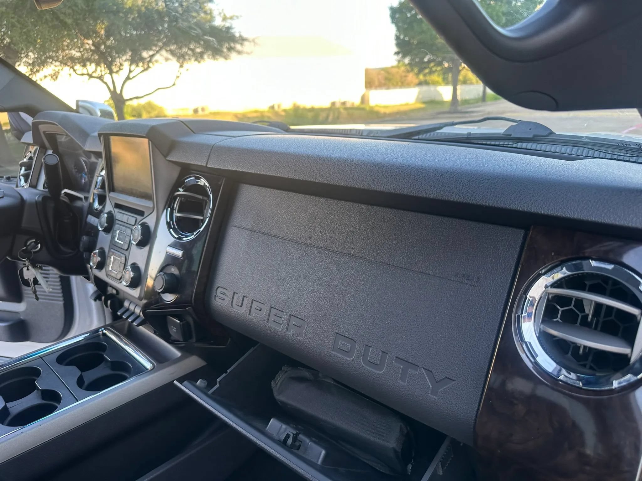 Used 2014 Ford F250 Platinum AWD/4WD image 28
