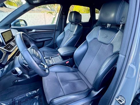 Used 2019 Audi SQ5 Prestige w/ Prestige Package image 13