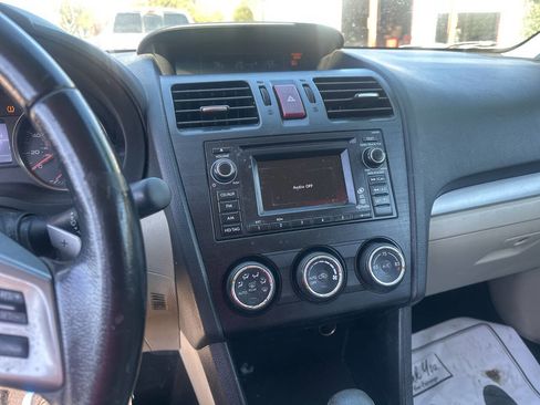 Used 2014 Subaru Crosstrek 2.0i Limited w/ Popular Package #2 image 13