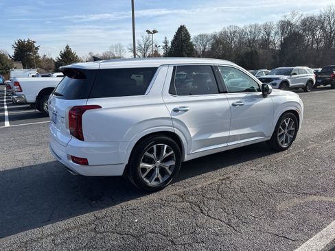 Used 2022 Hyundai Palisade Limited w/ Winter Package image 6