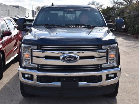 Used 2019 Ford F250 Lariat w/ Tow Technology Bundle image 3