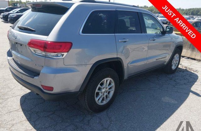 Used 2019 Jeep Grand Cherokee Laredo AWD/4WD image 4
