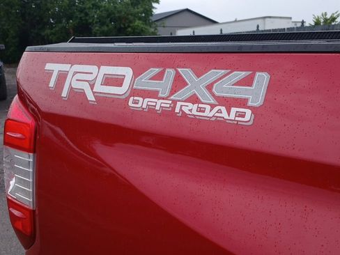 Used 2018 Toyota Tundra Limited w/ Limited Premium Package AWD/4WD image 30