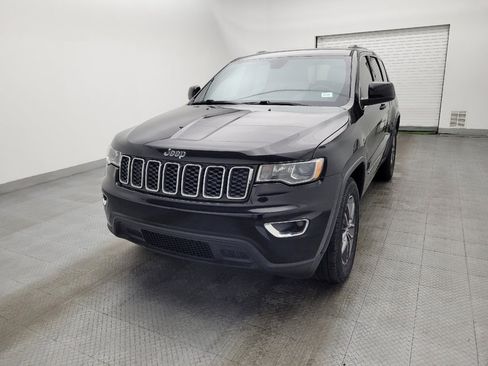 Used 2018 Jeep Grand Cherokee Laredo image 15