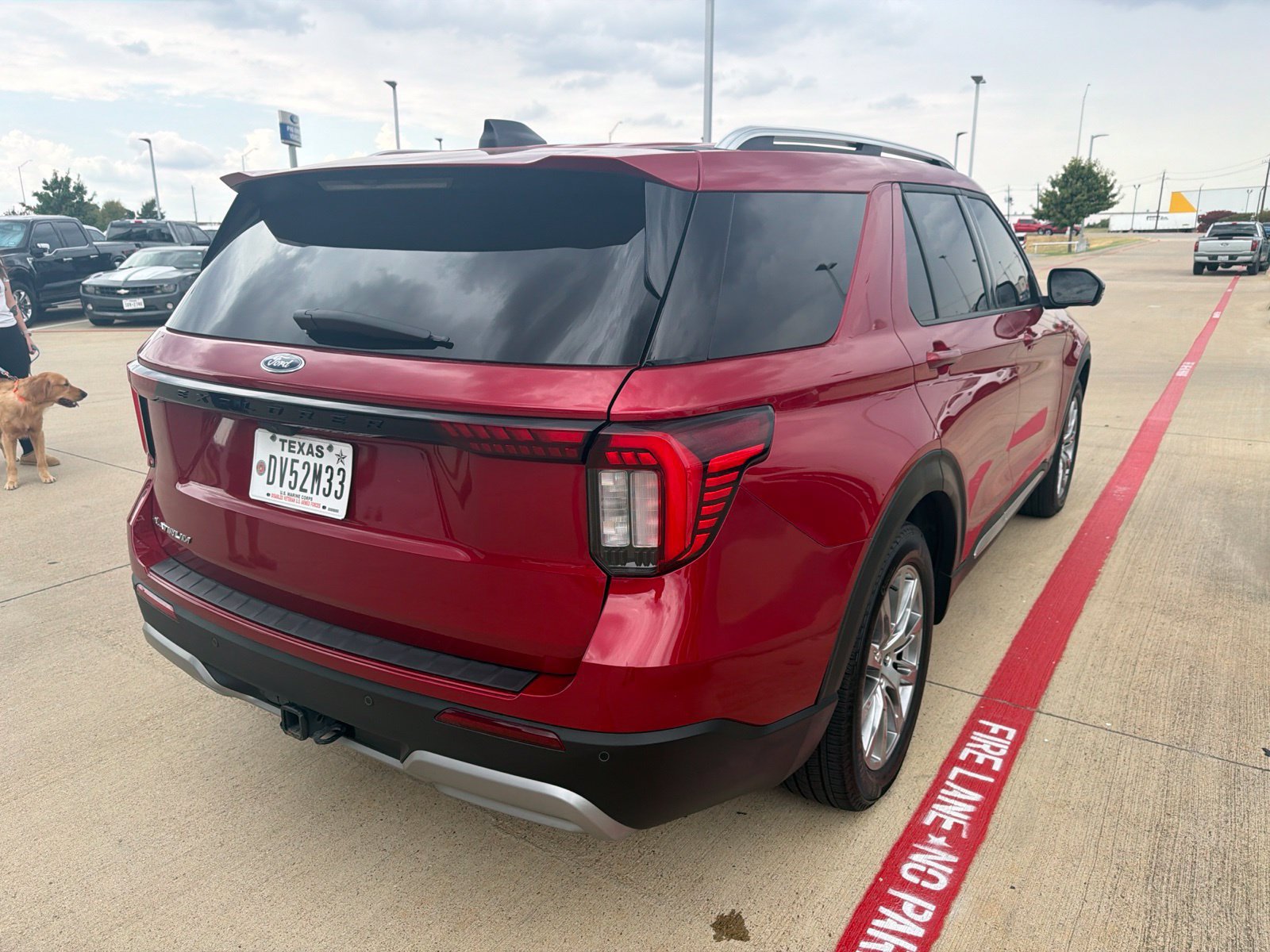 Certified 2025 Ford Explorer Platinum RWD image 10