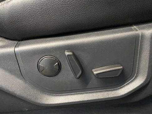 Used 2022 Ford F450 Lariat w/ Lariat Ultimate Package image 42