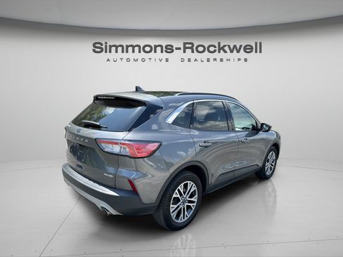 Used 2022 Ford Escape SEL AWD/4WD image 5