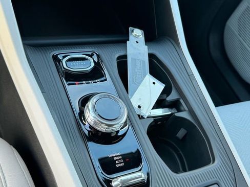 New 2026 Jeep Cherokee Laredo image 21