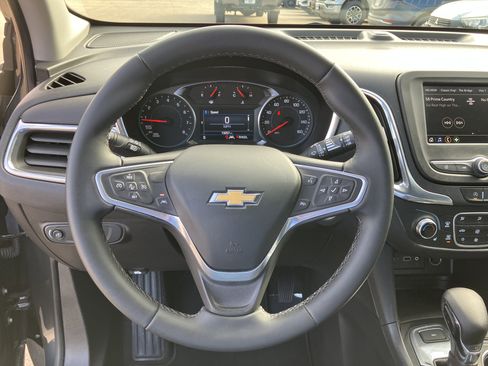Used 2023 Chevrolet Equinox LT AWD/4WD image 10