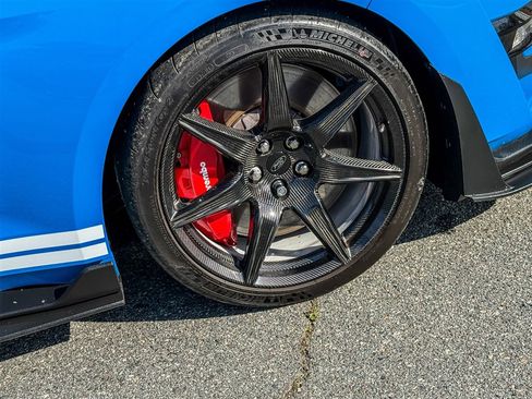 Used 2022 Ford Mustang Shelby GT500 w/ Carbon Fiber Track Pack image 33