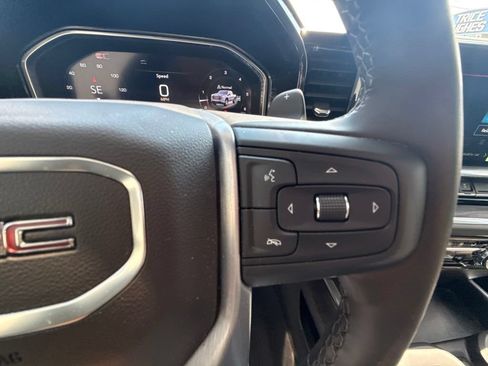 Used 2026 GMC Sierra 1500 SLT AWD/4WD image 25